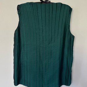 NWT Zara Top: Green, Satin Ribbed (Size L)